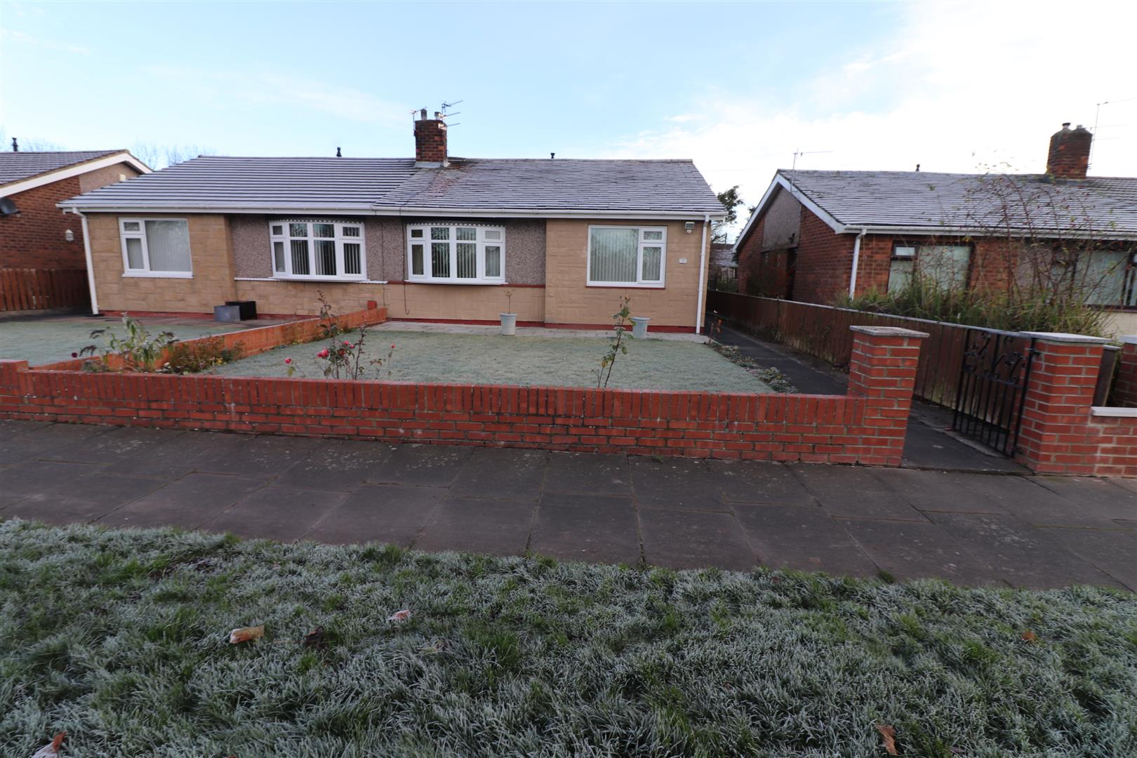 Property Mitford Gardens, Wansbeck Estate, Stakeford Bungalow Semi